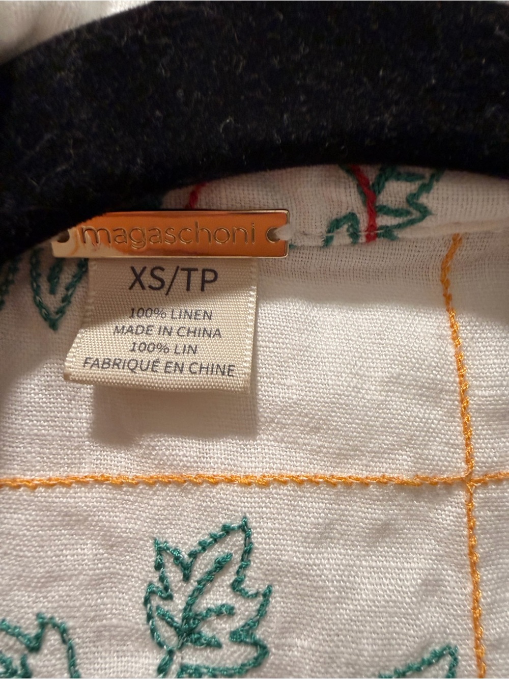 Magaschoni White Linen Short-Sleeve Shirt with Multicolor Embroidery - Picture 4 of 4